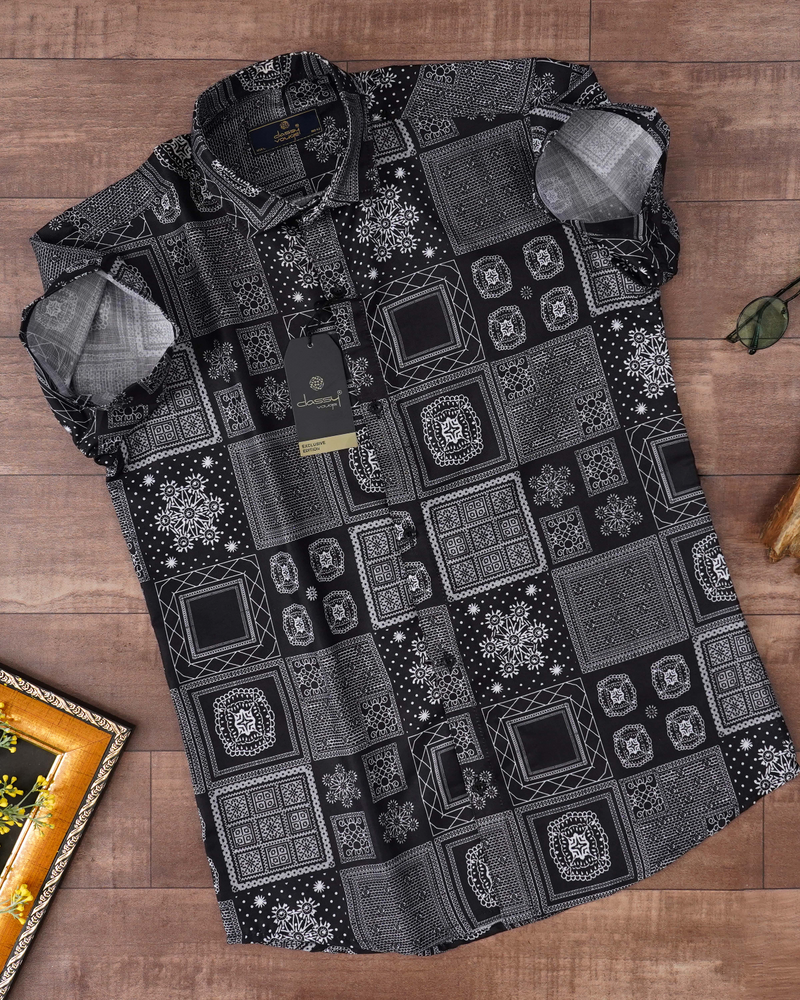 BLACK SQUARE PRINTED SHIRT FOR MEN